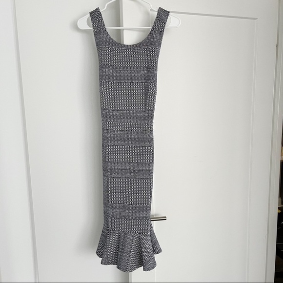 Banana Republic Navy White Peplum Mini Dress NWT 2 - Picture 4 of 7